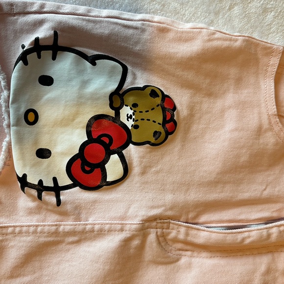 Pink XS skirt by Shein hello kitty, worn in good condition - Picture 9 of 15